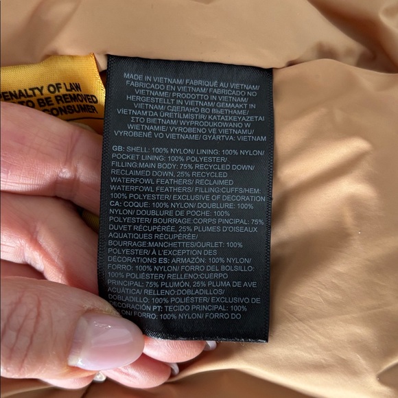 The North Face puffer - Picture 7 of 7